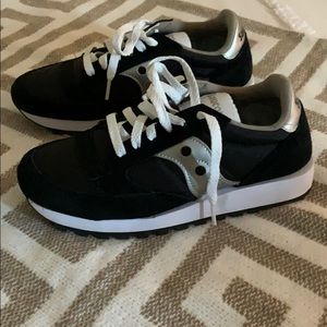 Saucony black sneakers